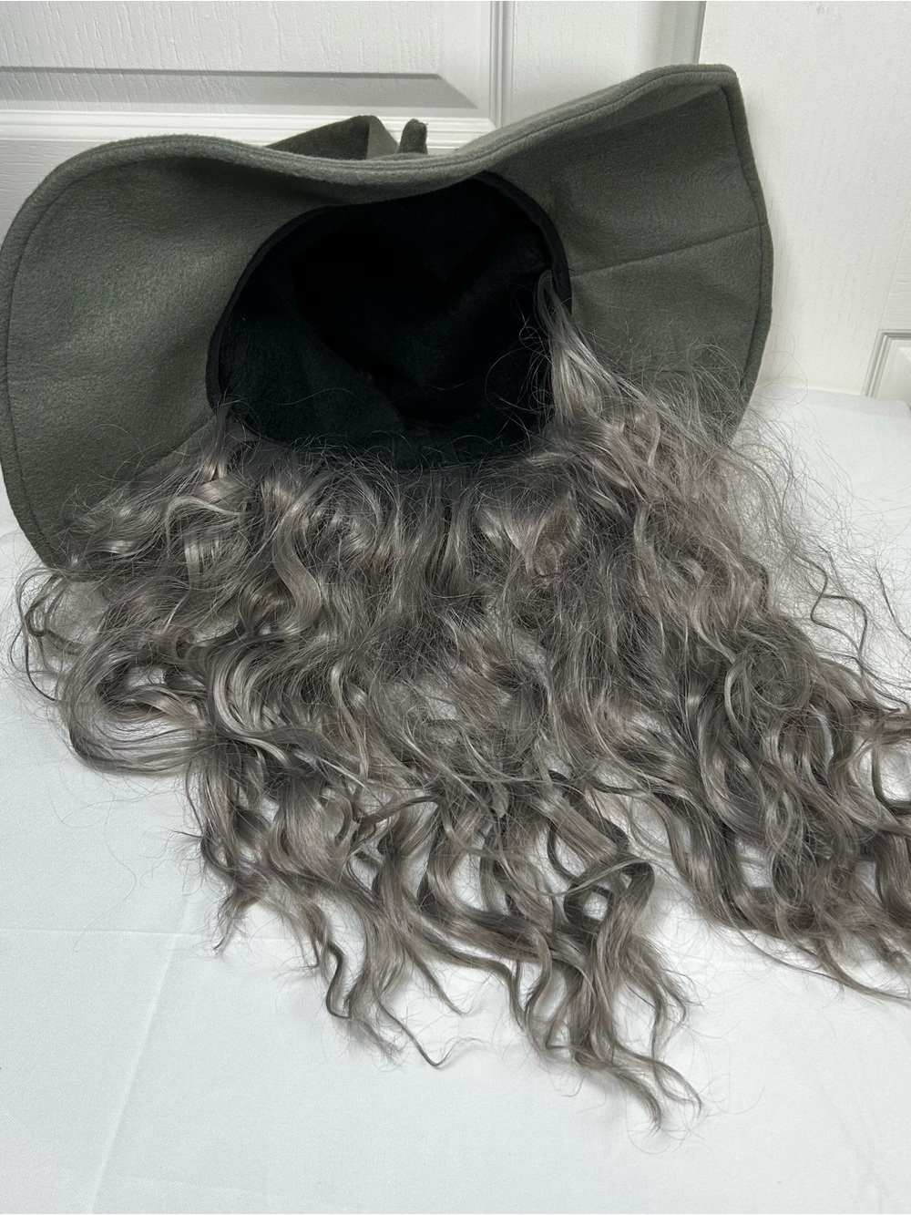 Gray Witch Hat with Attached Long Curly Gray Wig, One Size Halloween - Picture 4 of 4